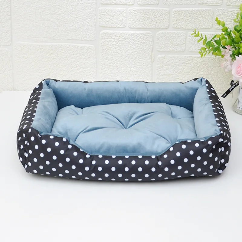 Top-Quality Four-Season Dog Dot Bed - Comfort for Small Dogs 🐾🛏️✨