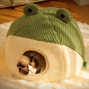 Cozy Round Frog Plush Bed: Winter Cat & Dog House 🐸🐱🐶🏠