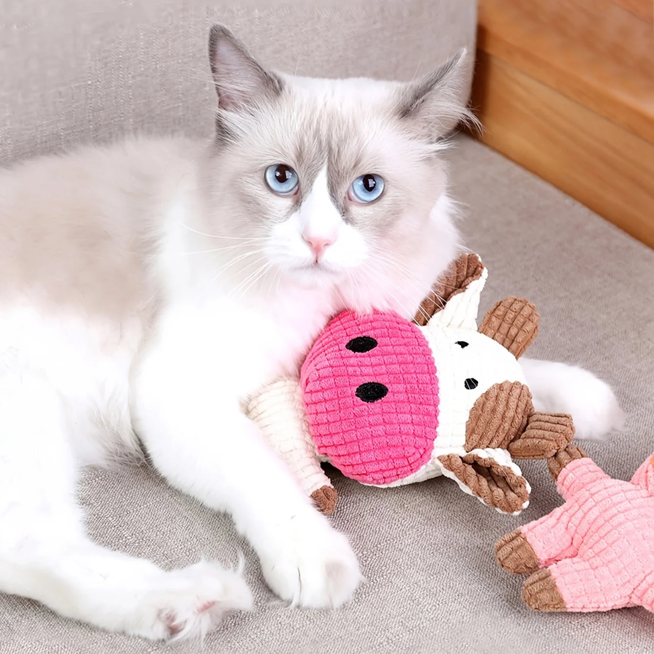 Squeaky Farm Fun: Adorable Pink Cow  Plush Dog Toy- Perfect for Chew & Playtime Delights! 🐾🐮🎀