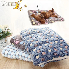 Cuddle Up in Style: Warm Pet Sleeping Mat and Cozy Fleece Blanket for Dogs and Cats – Dreamy Comfort for Paws Big and Small! 🌙🐾